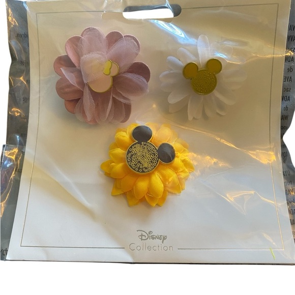 Disney Collection Pins- Pink, White, Yellow - Picture 1 of 2